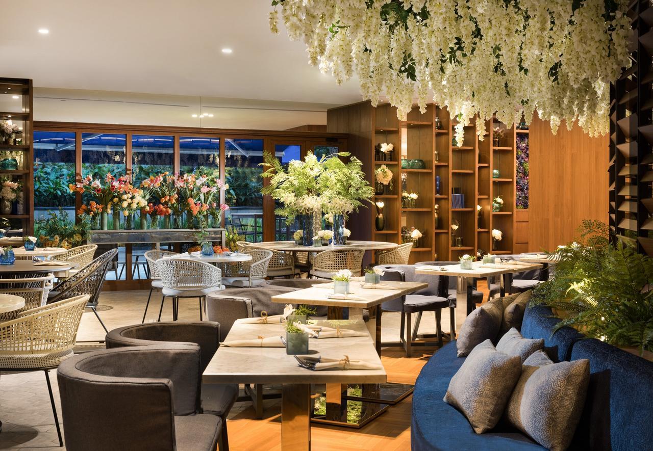 Hotel Ayana Midplaza 5*